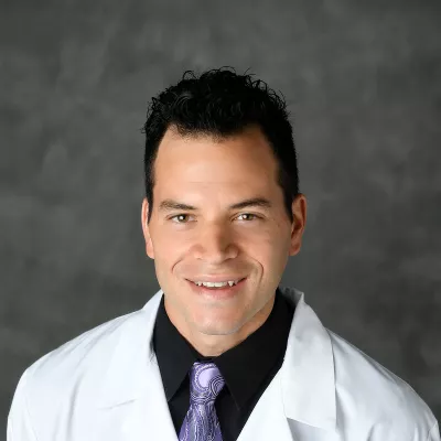 headshot of Dr. Raul Vidal Collazo