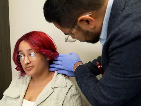 La Historia de Zoe: Testimonio de una Paciente Pediátrica con Tumores de Cabeza y Cuello