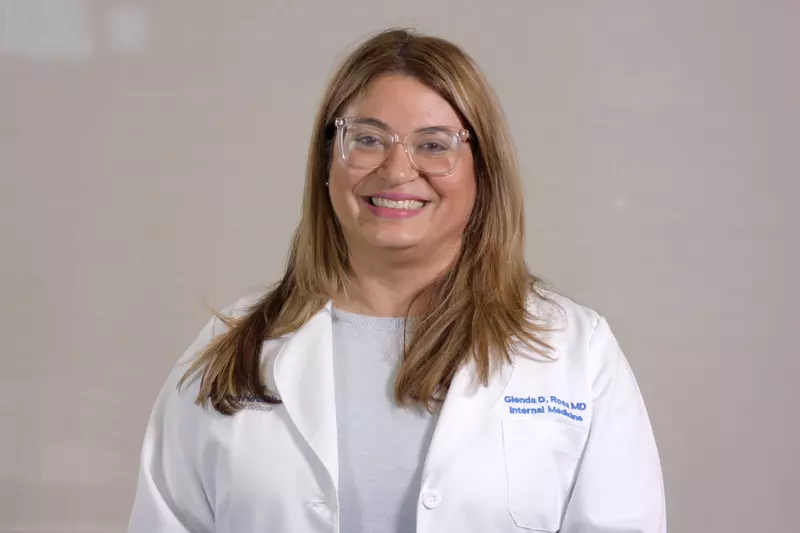 Dr. Glenda Rosa-Gonzalez